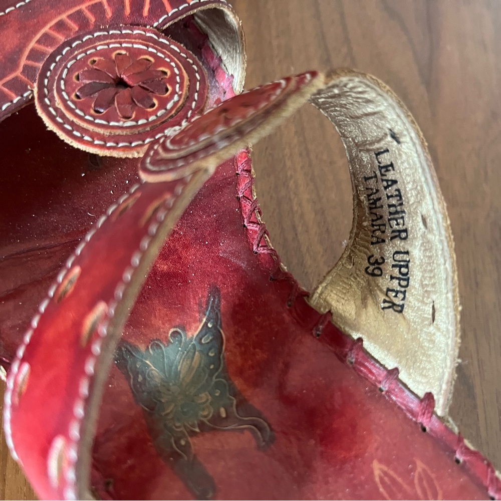 Spring Step Red Sandals Size 8 - Picture 11 of 12